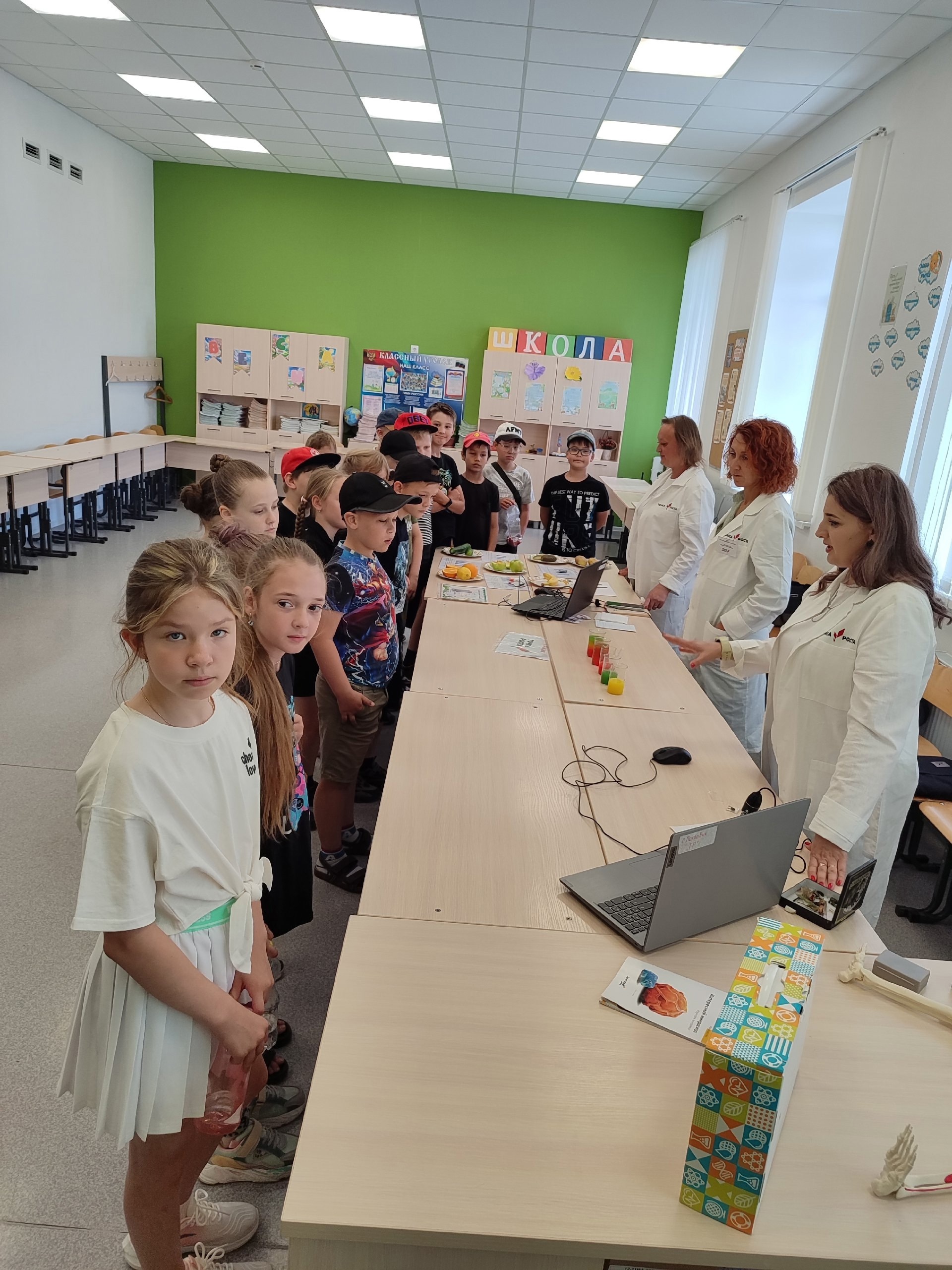 Пришкольный лагерь МАОУ Подгороднепокровской СОШ &amp;quot;Солнышко&amp;quot; засияло знаниями: Мастер-классы от &amp;quot;Точки роста&amp;quot; на фестивале педагогических практик!.